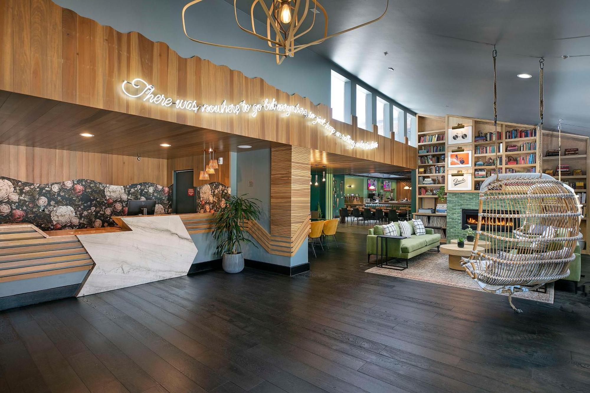 The Wayfarer San Luis Obispo, Tapestry Collection By Hilton Hotel Exterior photo